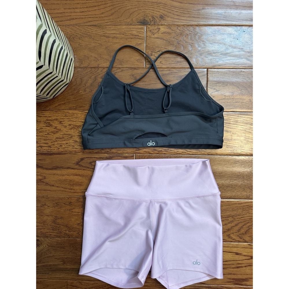 Lot Of 2 Alo Yoga Airlift Strappy Sports Bra High Rise Biker Shorts Grey Pink L